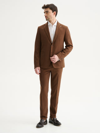 GIACCA MONOPETTO SLIM FIT DUE BOTTONI DA COMPLETO IN TESSUTO ARMATURATO CON TEXTURE - MARRONE