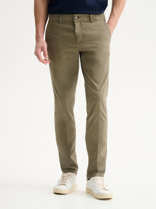 PANTALONI CHINO SLIM FIT IN GABARDINA DI COTONE - SALVIA
