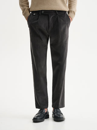 PANTALONI REGULAR-FIT CON PINCES IN VELLUTO A COSTE