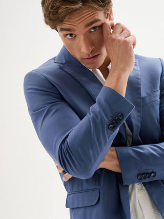 EDITORIAL-CFC0120708003-B367.jpg