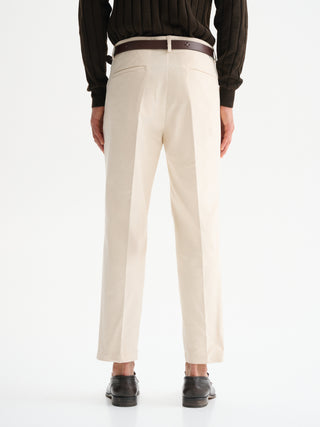 PANTALONI REGULAR-FIT CON PINCES IN VELLUTO A COSTE